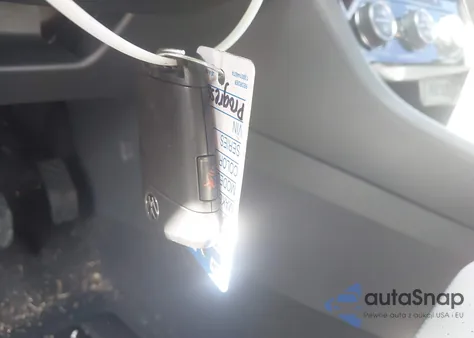 2021 Volkswagen Jetta 1.4T R-Line/1.4T S/1.4T Se из США, поврежденный, VIN 3VWC57BU3MM070101